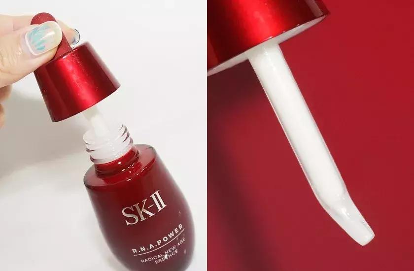 女性紧致抗氧化精华,既能修护肌肤屏障又能抗老的精华