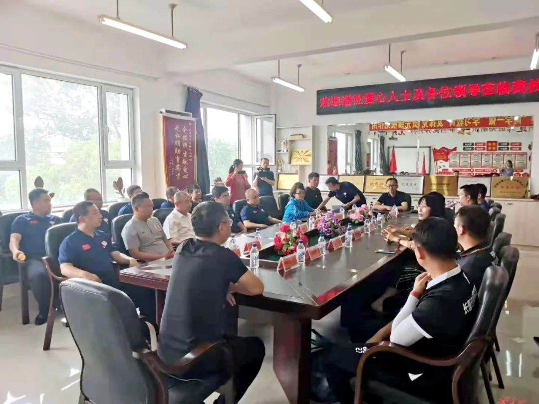 足球公益活动助力青训,足球公益活动视频大全