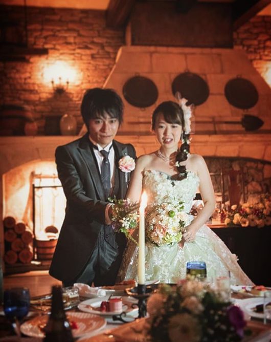 在日本参加婚礼，接到喜帖后的第一件事是赶紧先练毛笔字？