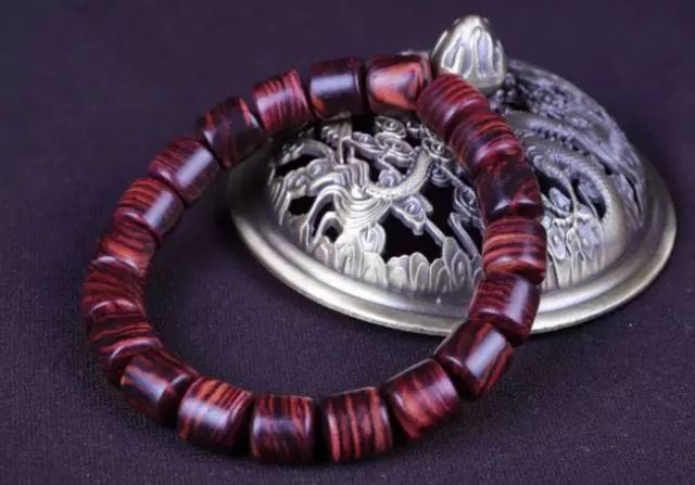 夸别人的串好看,别人夸你你如何更好的夸别人