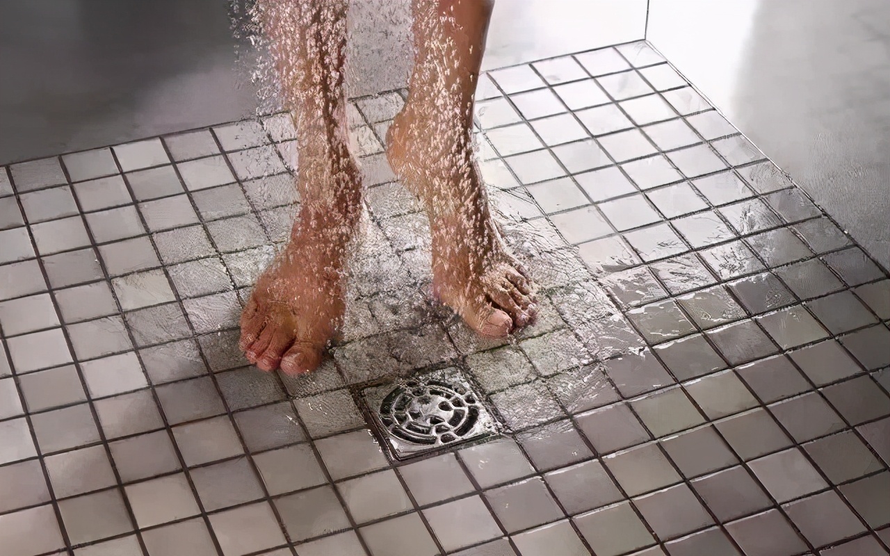 浴室发霉的污迹怎么去除,浴室瓷砖发霉发黄怎么清洗干净