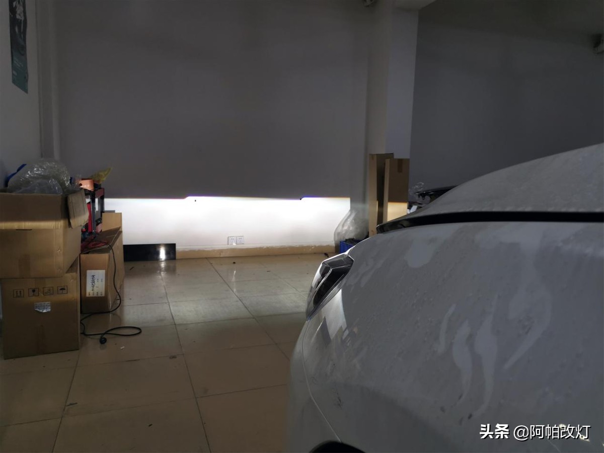 轩逸车灯改led车灯怎么改,轩逸经典卤素灯直接换led灯泡教程