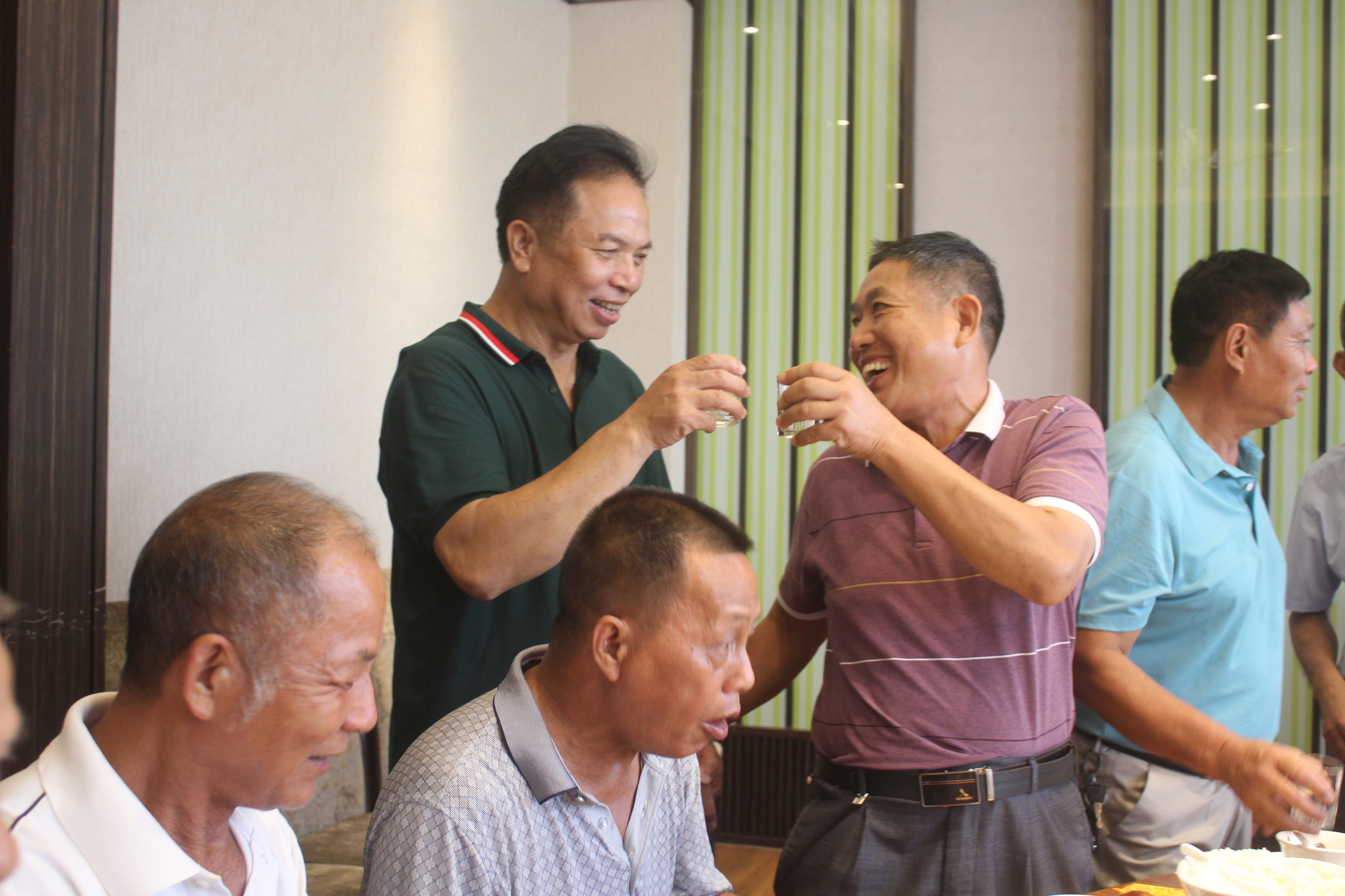 走进广空岁月永恒——地空导弹六团与四五八医院战友庆“八一”