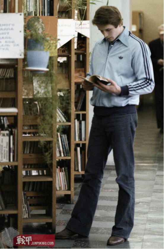 俄罗斯街头爱国,俄罗斯人喜欢三叶草