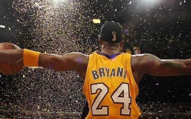 乔丹致敬黑曼巴科比,乔丹哭了致敬曼巴