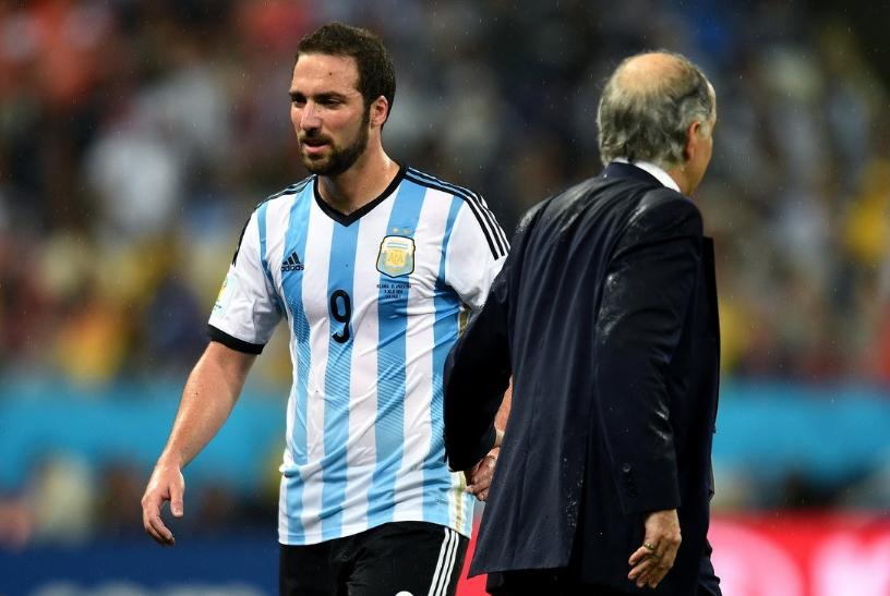 10年世界杯阿根廷被淘汰,阿根廷时隔8年再次闯入决赛