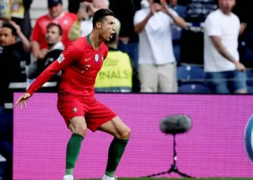 真球王迪马利亚,真球王李惠堂