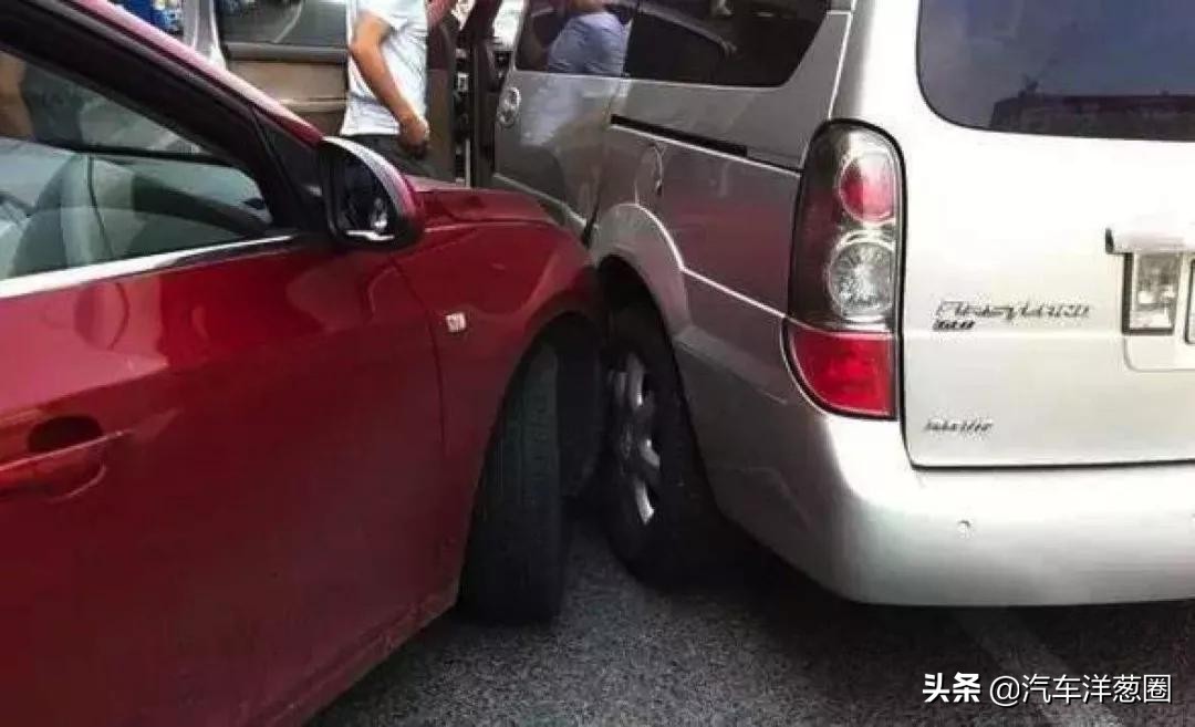 高速车辆事故时正确做法,高速遇交通事故的正确做法