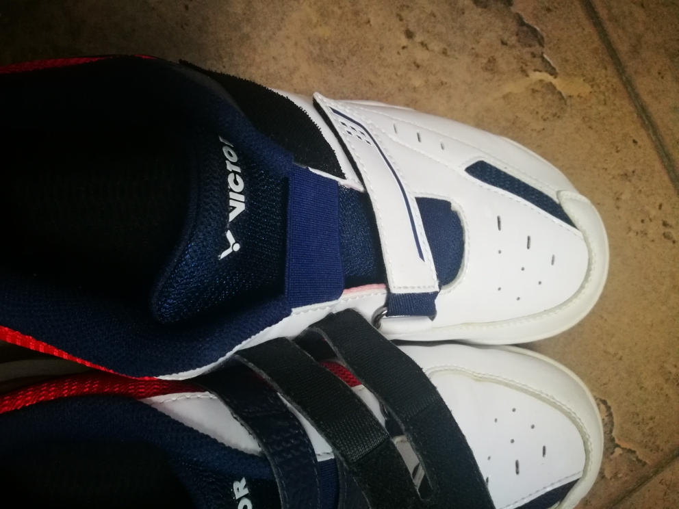 victor防滑耐磨专业羽毛球鞋,victor高级羽毛球鞋