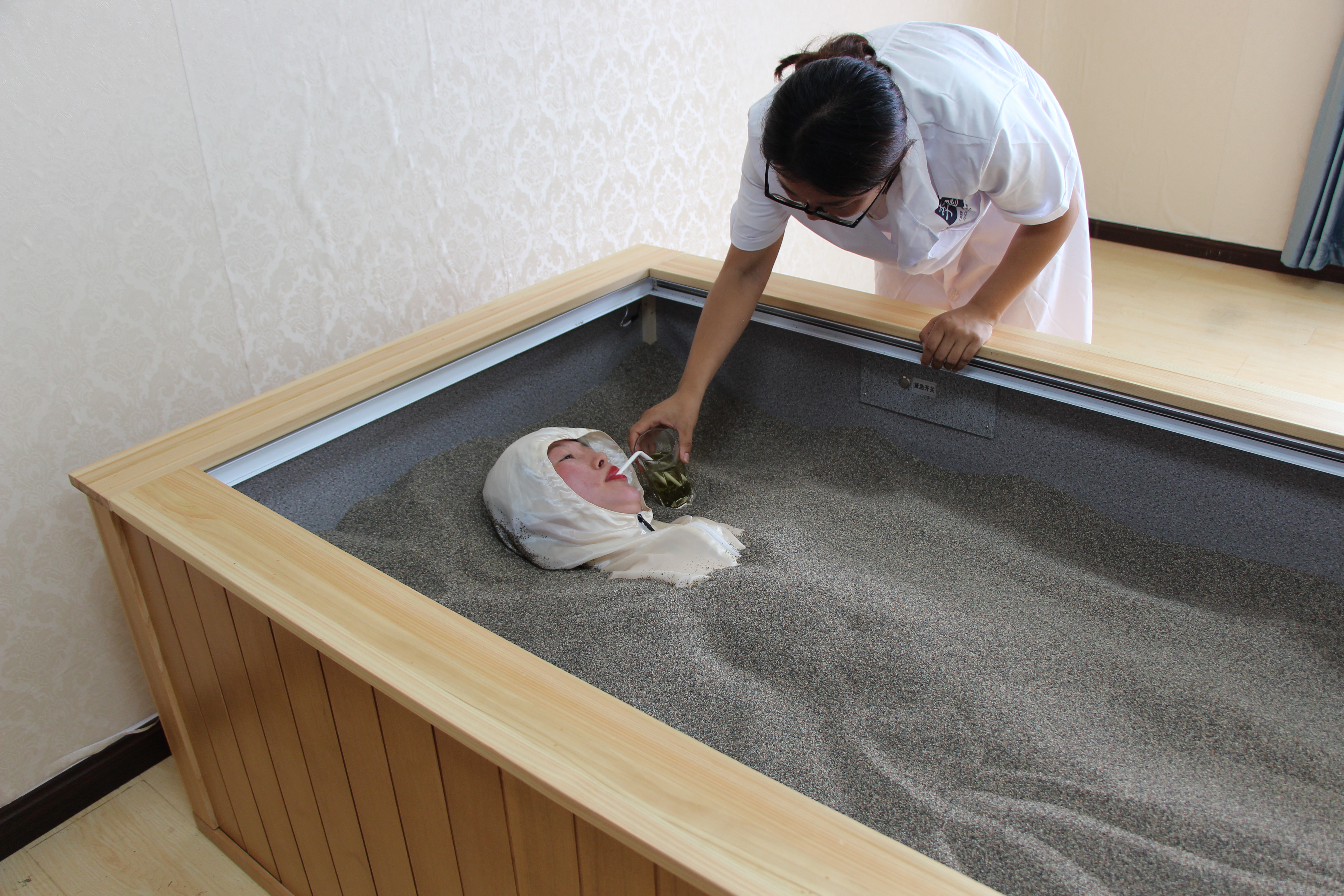 众达利共享墨灸舱