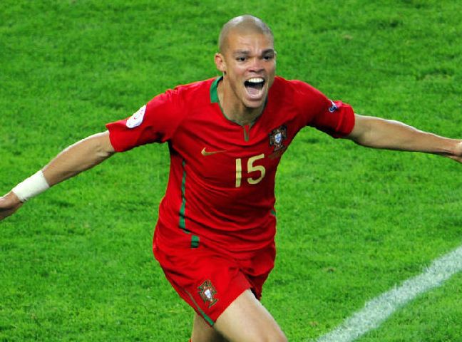 鍔熷か瓒崇悆閲嶆紨,瓒崇悆姝﹀儳浣╀僵