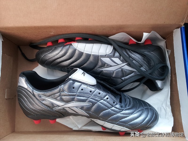 锐步历年足球鞋,历年锐步足球鞋