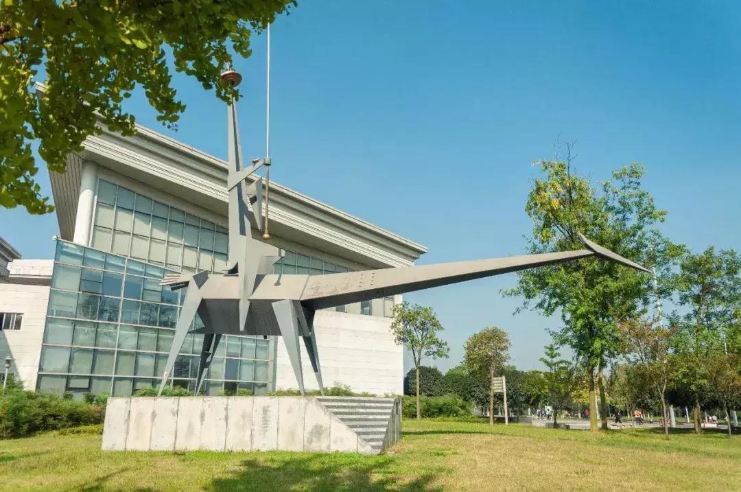 地铁直达的成都周边的好耍的地方,成都地铁能够到达好耍的地方