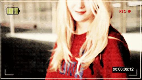 一直处在暧昧期，女生如何将关系加速升级？