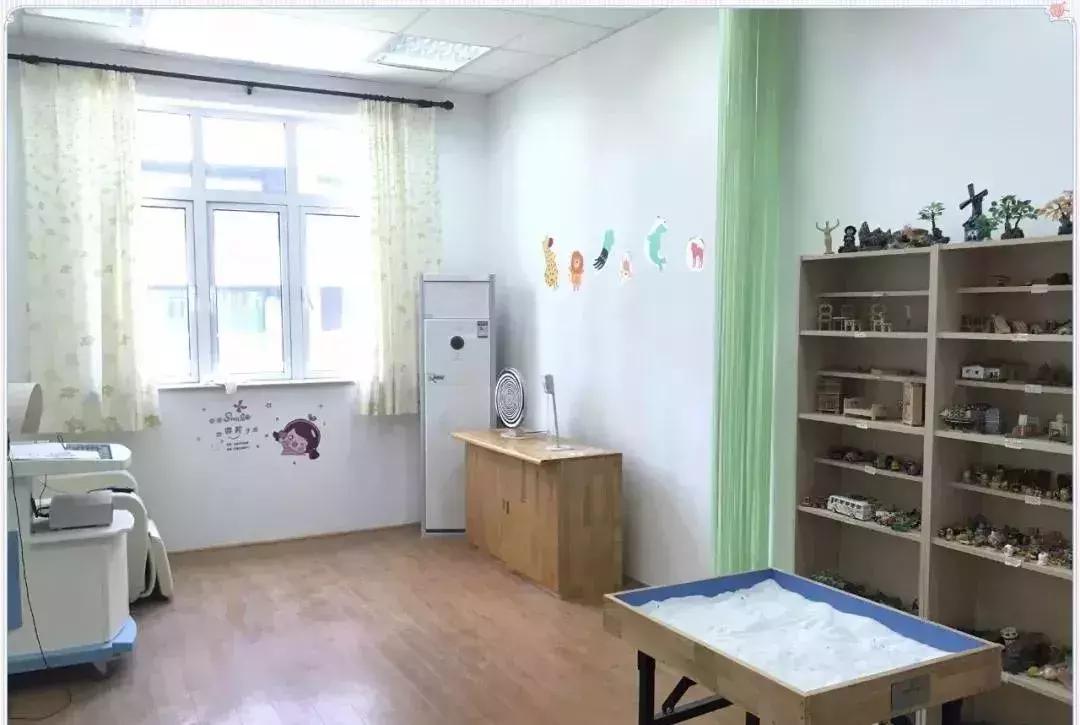 现在入户口读公办学校还来得及吗,读公立学校需要落户满一年吗