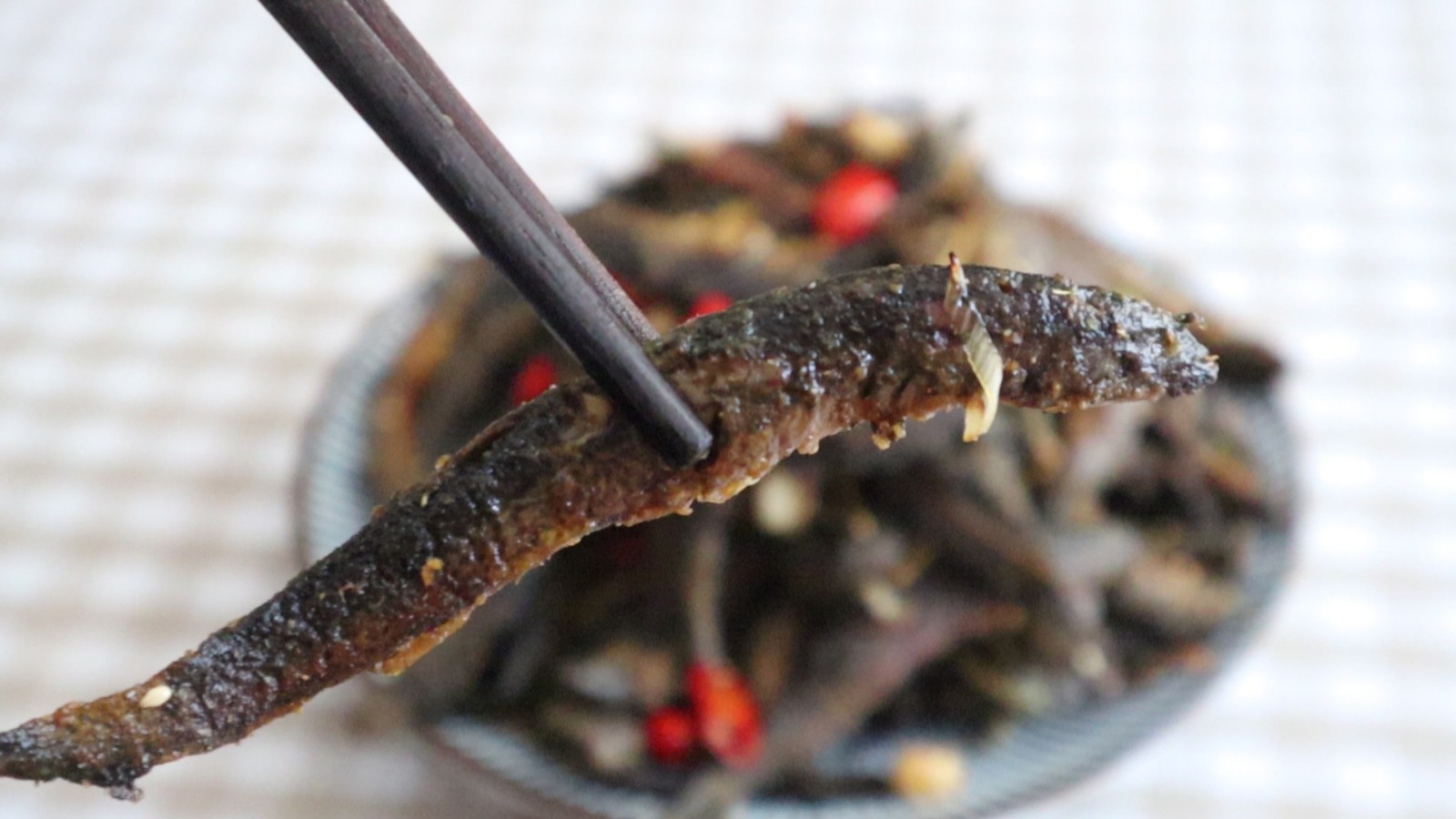 大厨的香酥小泥鳅怎样做,泥鳅一般有几种做法