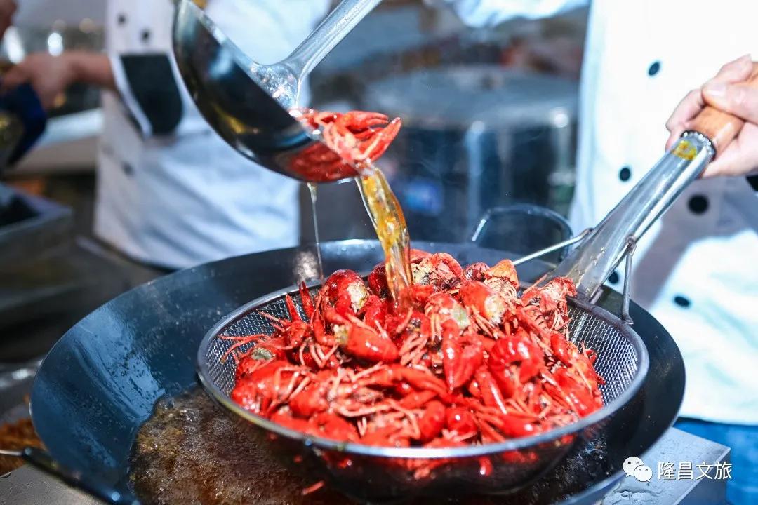 隆昌春光旅游攻略,春光正好多去户外活动