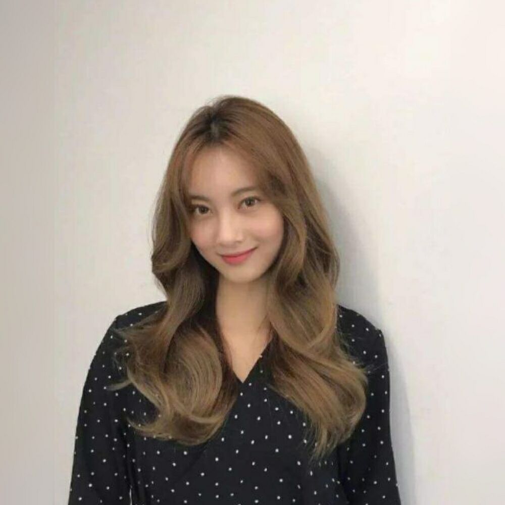 适合长发小脸女生的刘海,脸长发量少适合什么刘海女