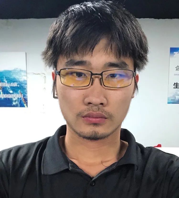 辞职后,我跑去印度恒河洗了个澡