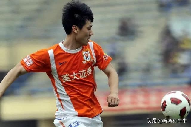 1999年带领山东鲁能泰山夺得双冠,99年鲁能泰山双冠王之路