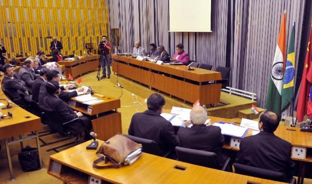 一旦美国衰落会怎么样,一旦美国衰落世界是否会更加和平