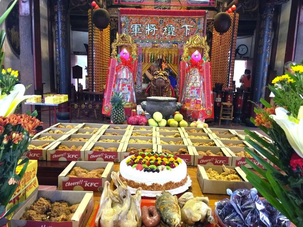 肯德基为什么又贵分量又少,肯德基是以什么出名的