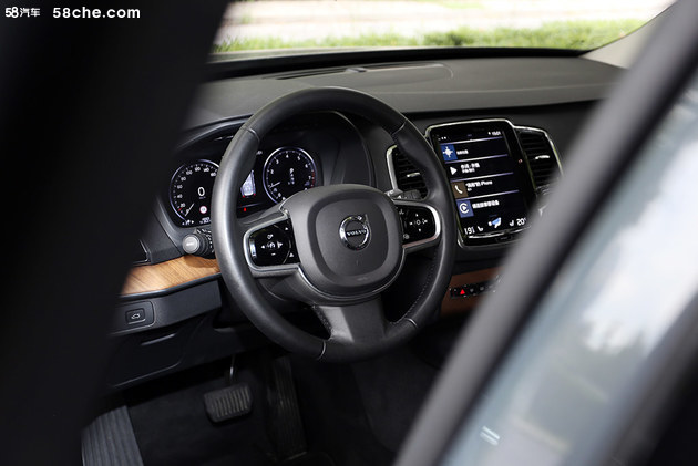 沃尔沃最新款suv19万左右,沃尔沃最新款suv安全测试