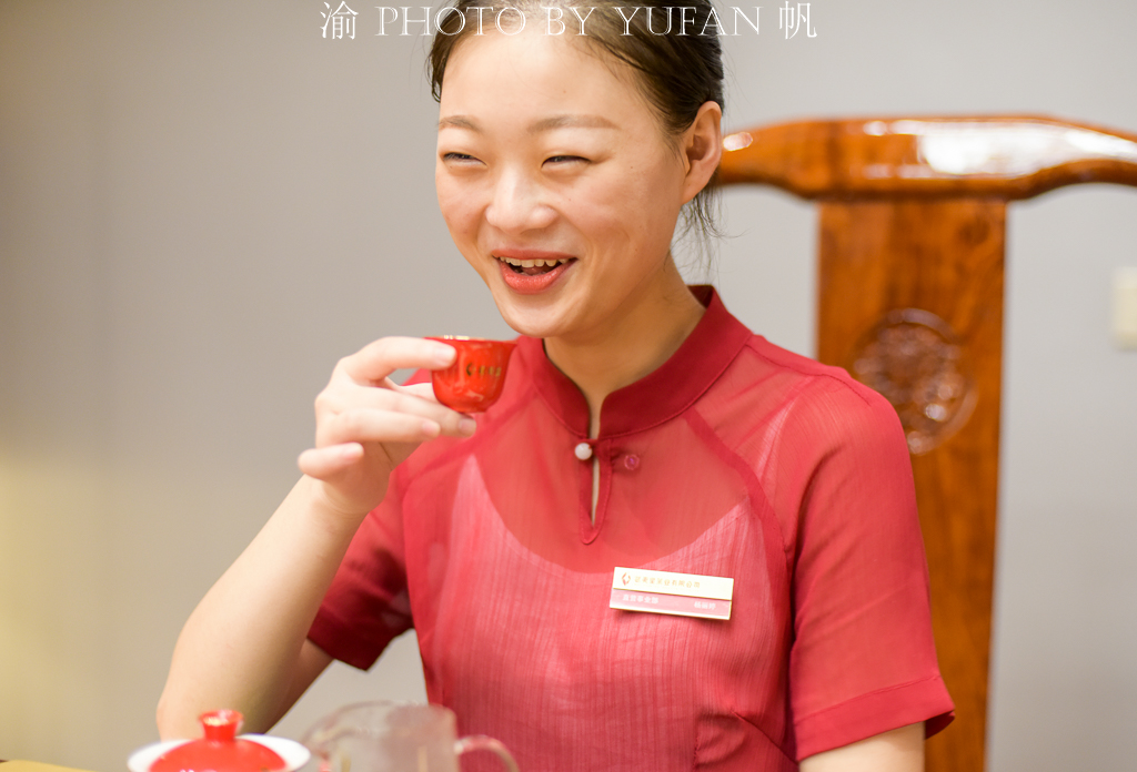 武夷山的茶女,并不是你想象的那样,她们活在茶中,以茶为乐