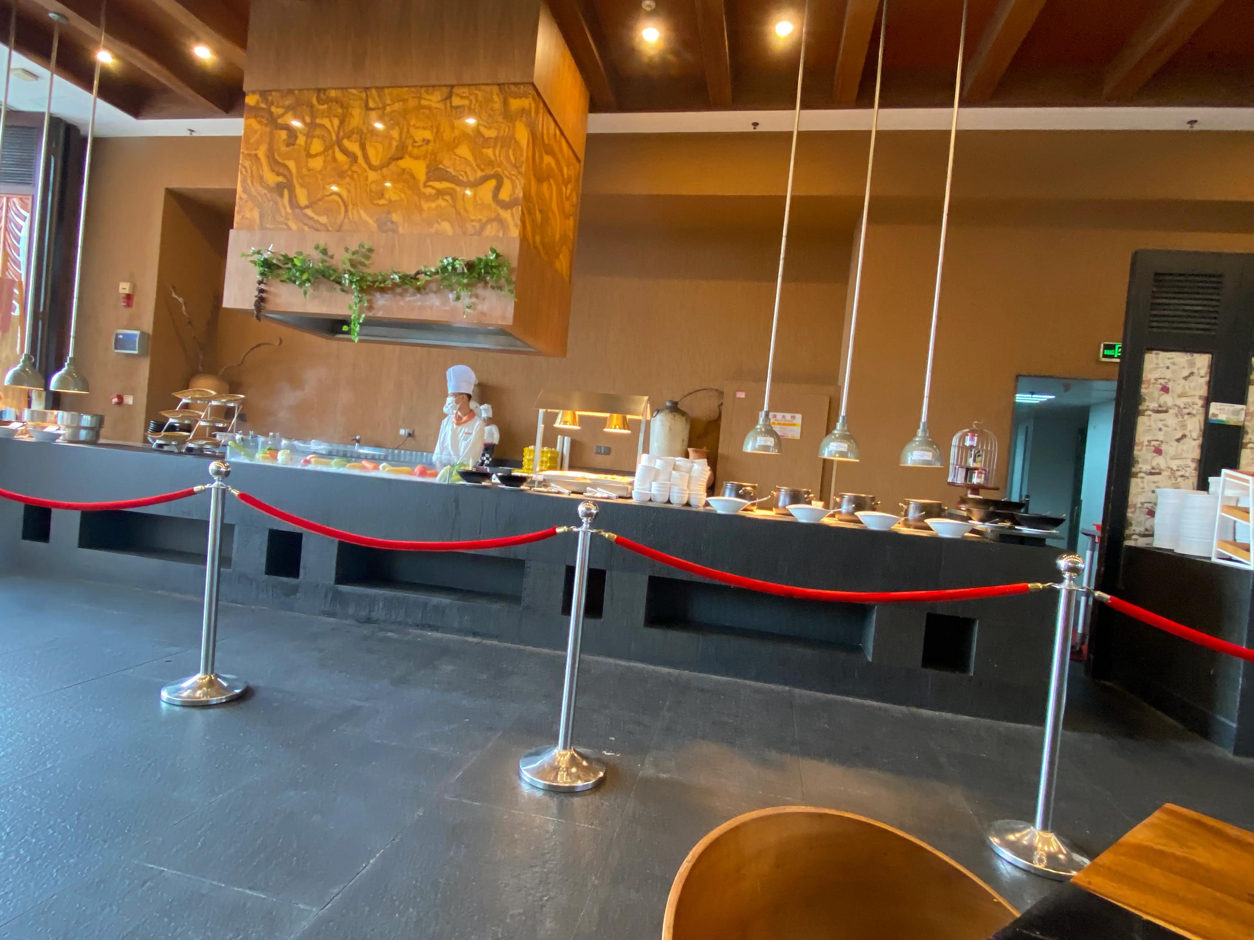 三亚红树林大王棕酒店免税店怎样,三亚湾红树林椰林酒店预订