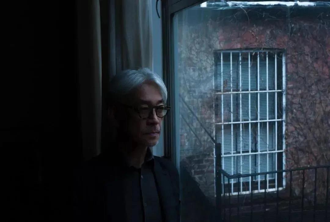 ladygaga全球慈善演唱会,ladygaga全球线上慈善音乐会