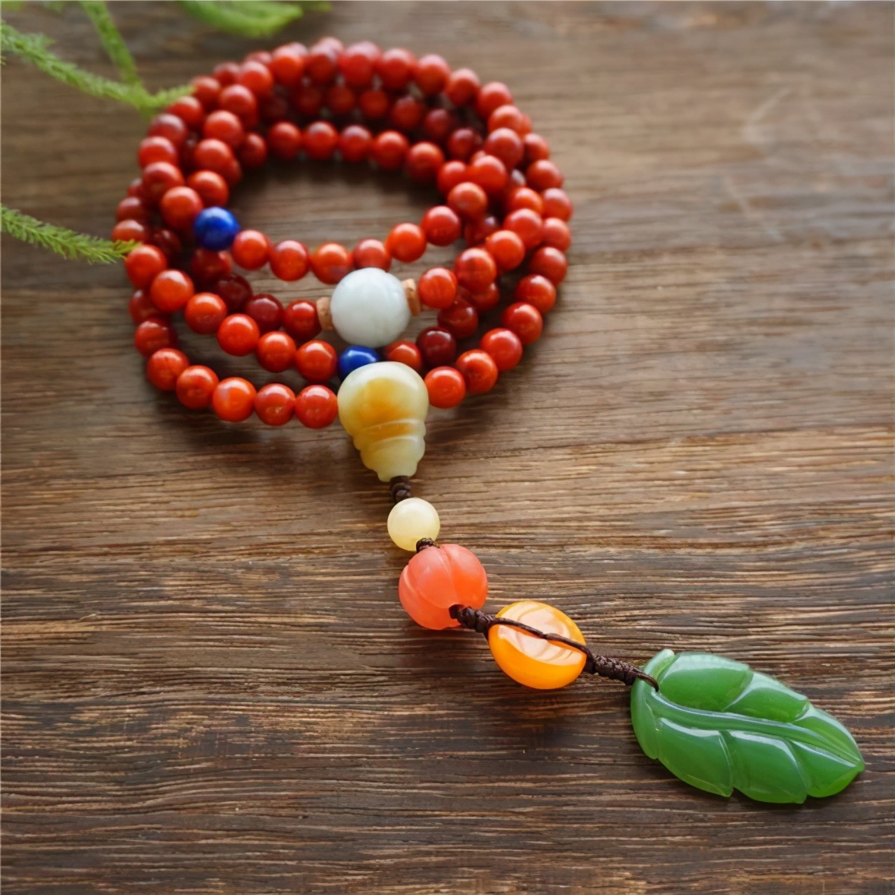 南红玛瑙值不值得买,南红玛瑙保值吗值得买吗