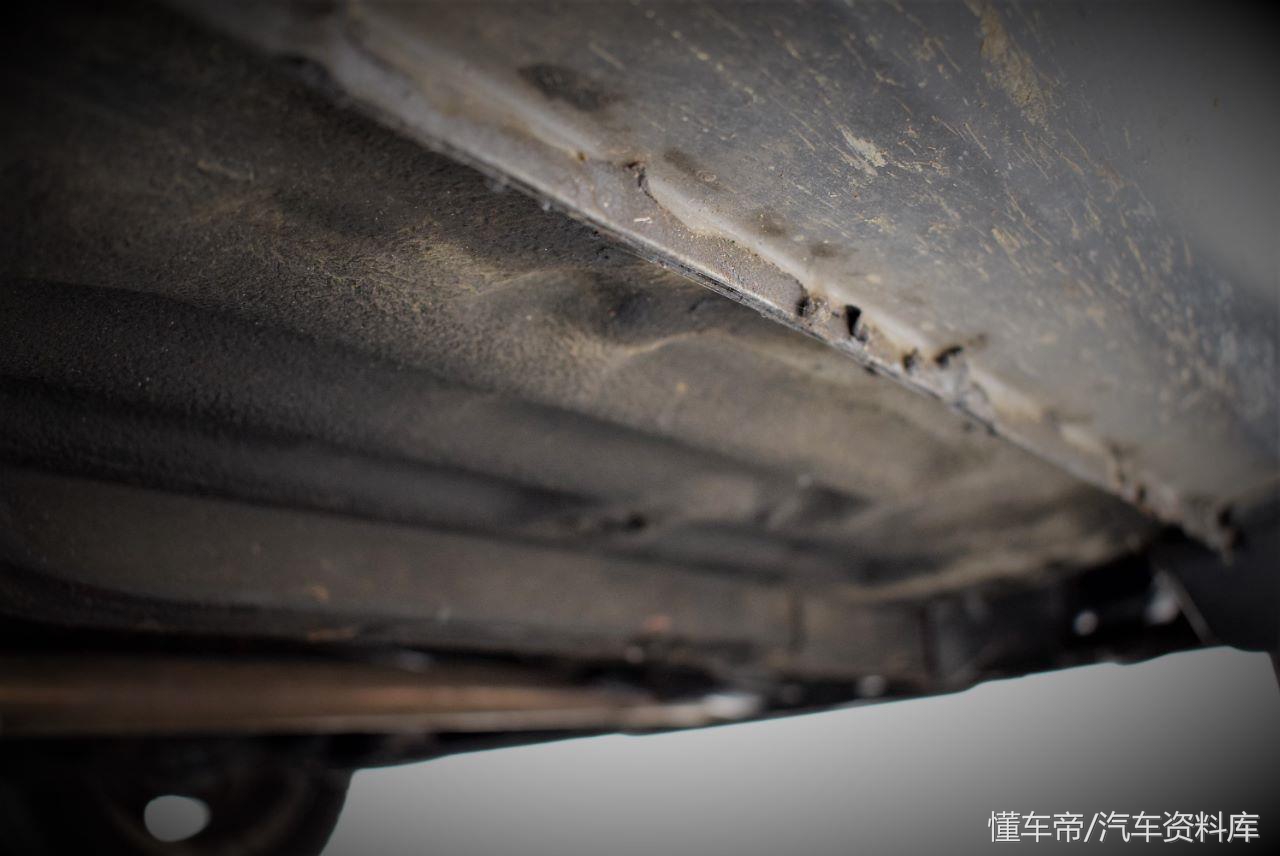 一辆28岁的三手原装大发夏利还能值8万多块