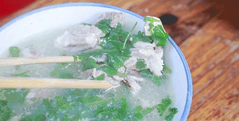 有钱没钱过得舒心就好,有钱没钱吃好穿好都不重要