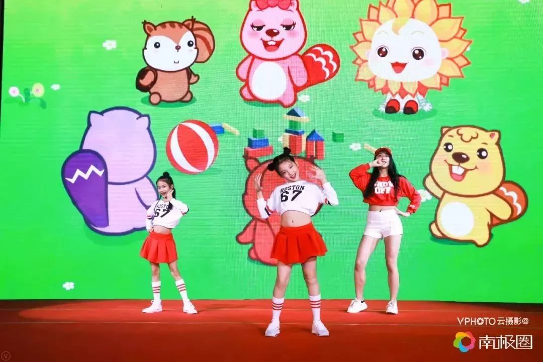 南极圈大事件,在南极圈我们做了什么