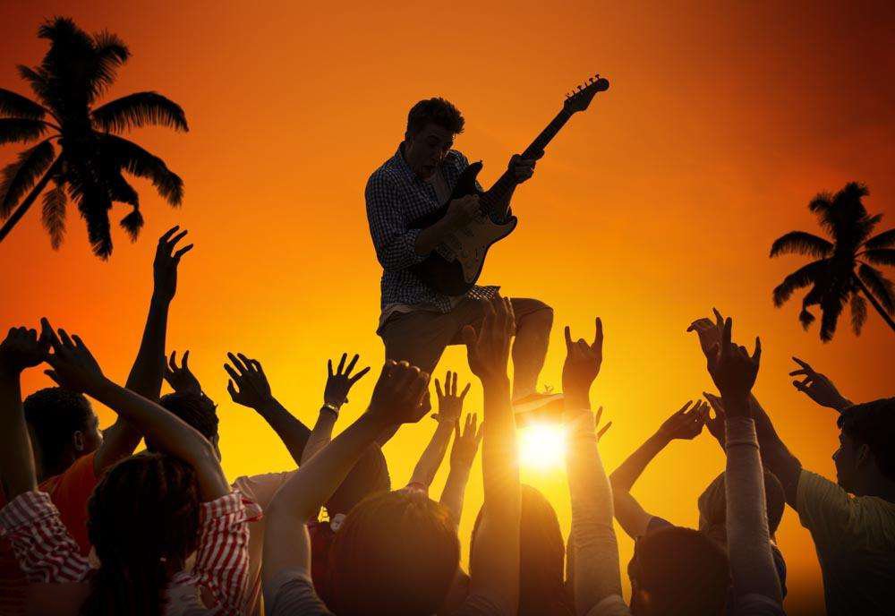 盘点最近最火的四首歌曲,现在很火的十首歌曲你最喜欢哪首