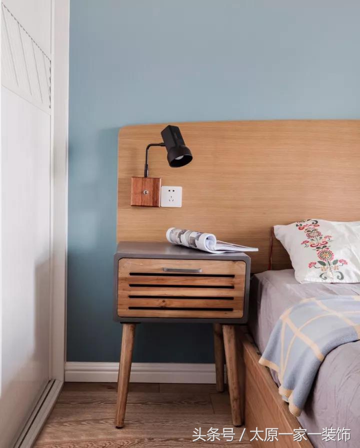 60平北欧小两居室，床头柜非常有设计感！