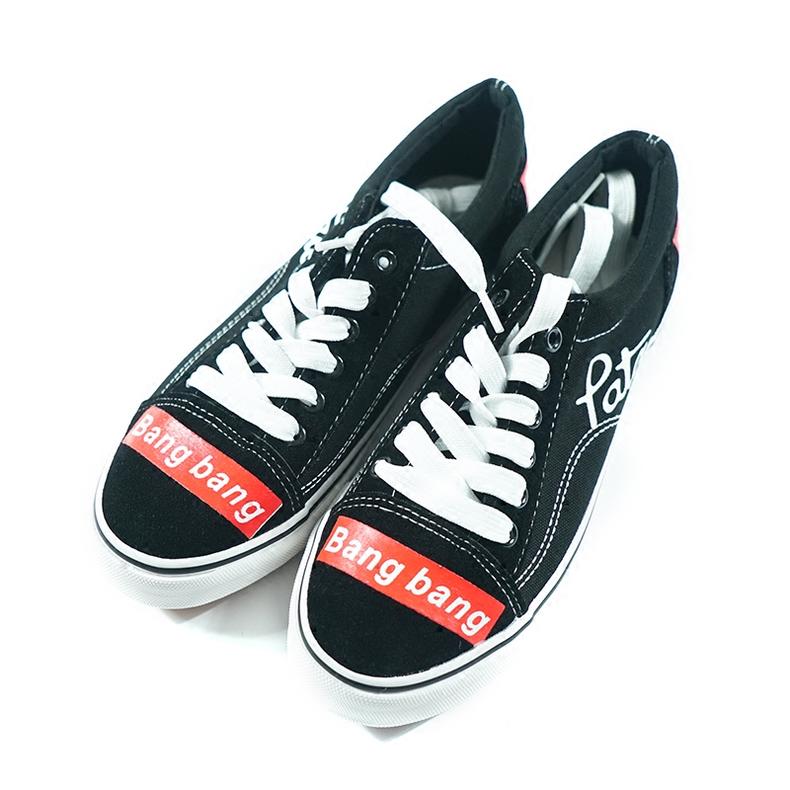 撞色潮鞋港风,潮酷休闲撞色鞋男生穿