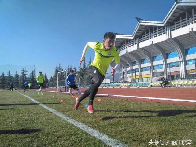 把根留住风铃粤语,把根留住歌在飞原唱