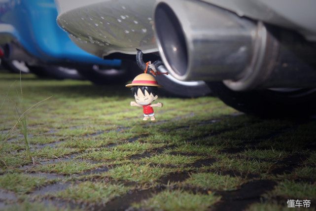 装扮爱车注意事项,自己的爱车应该怎么装饰呢