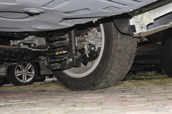 骏派A50和海马M6对比,海马福美来和奔腾b50哪个好