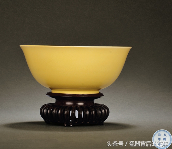 为什么叫金黄釉,如何鉴别明代弘治黄釉瓷器的真伪