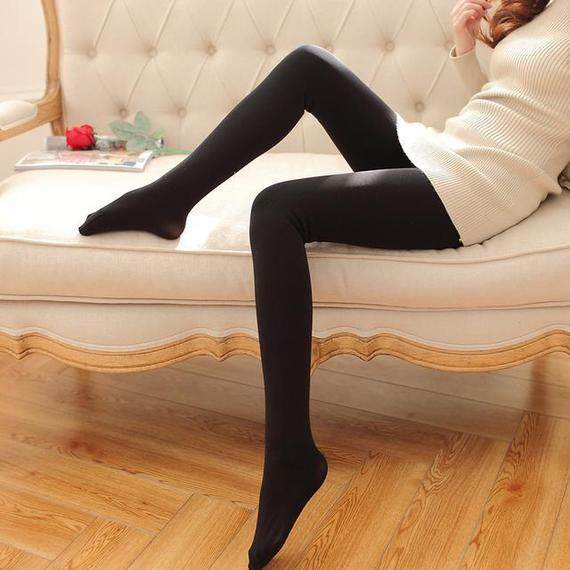 冬天露腿怎么穿袜子才不裂开,冬天如何露袜子