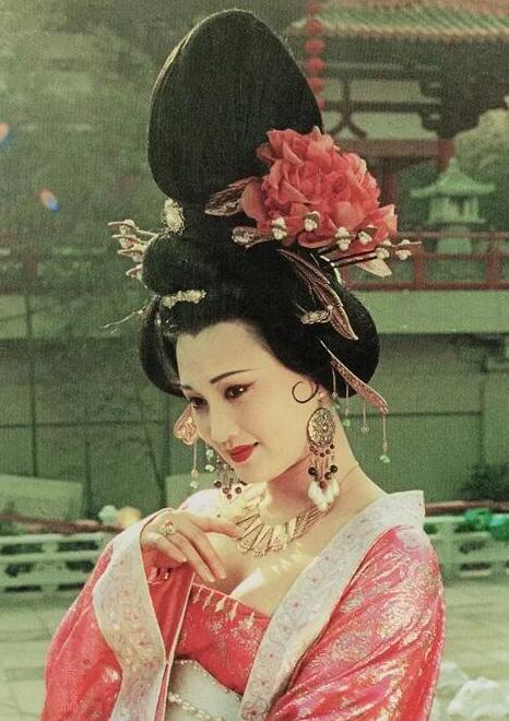 剧照君盘点各版杨贵妃,影视剧中好看的古装造型杨贵妃