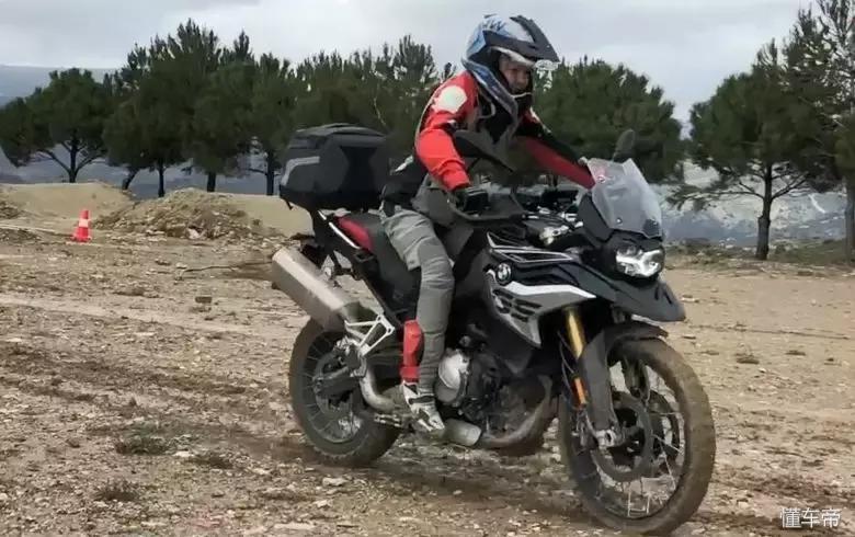 宝马f850gsadv上路需要多少钱,宝马f850gsadv三厢推荐