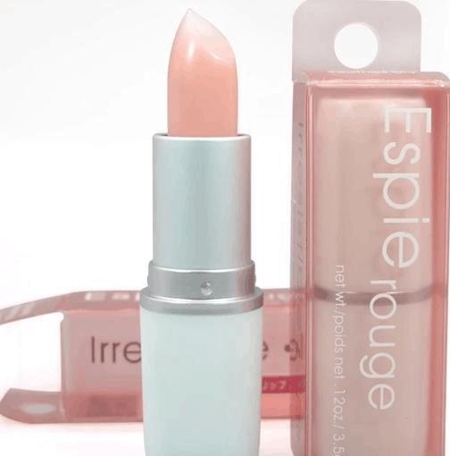 有没有一款补水不掉色的唇膏,有哪些护唇的唇膏