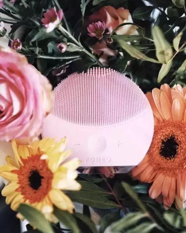 范冰冰用的哪款美容仪,如何看待范冰冰的自创美容仪品牌