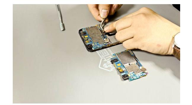 耳机总是接触不良是手机的问题吗,耳机接触不良怎么办