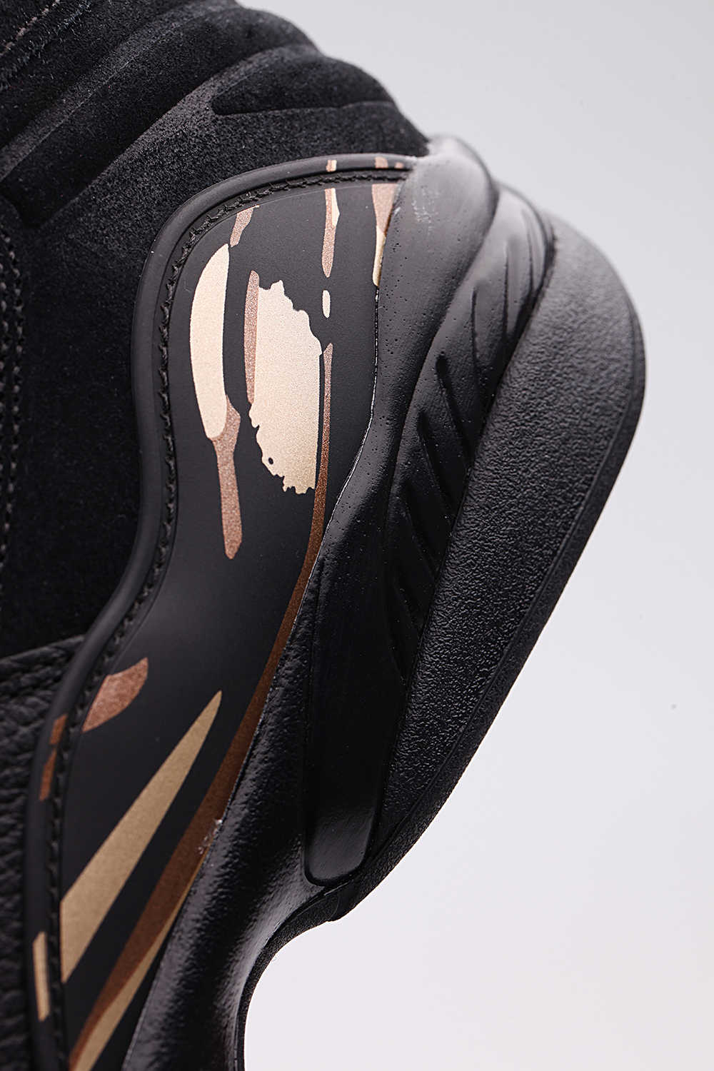 猫头鹰与飞人的绝唱？JORDANBRANDXOVO