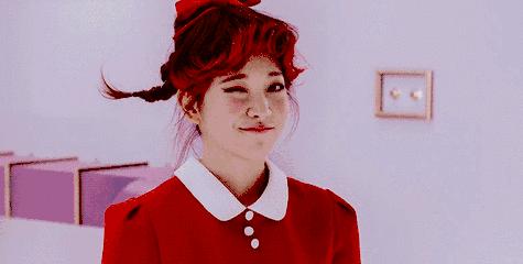 脱妆之后脸上的粉底十分斑驳，你知道怎样保持妆容的整洁吗？