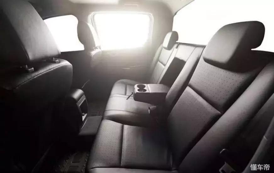 什么车内饰都是真皮包裹的,真皮内饰都有什么车
